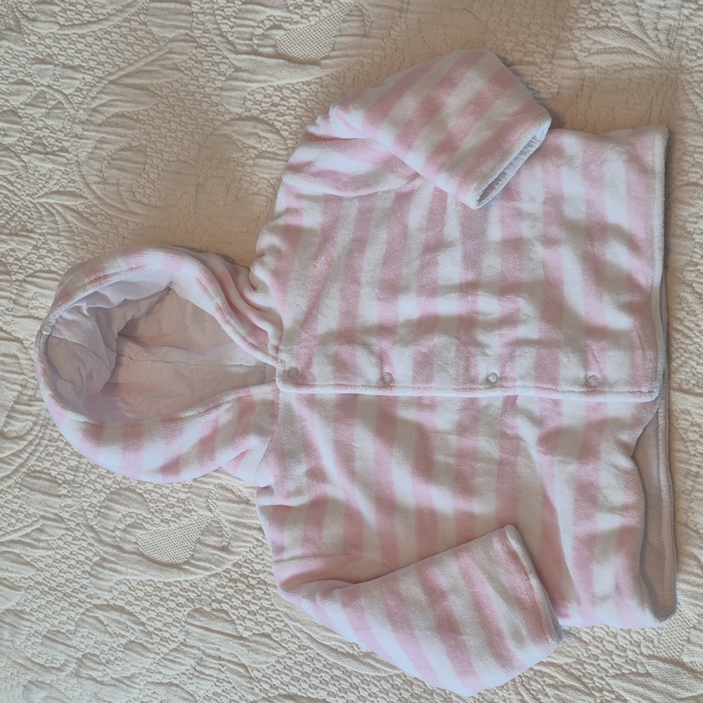 Kissy Kissy girls 3-6 months pink & white striped hooded velour lined jacket EUC